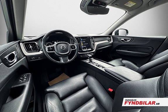Volvo XC60 7 of 12