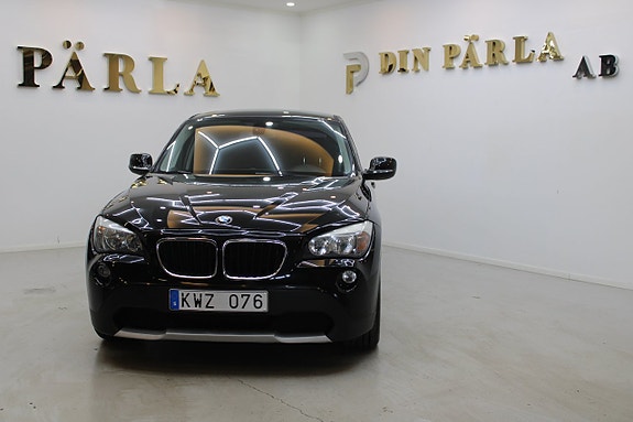 BMW X1 3 of 5