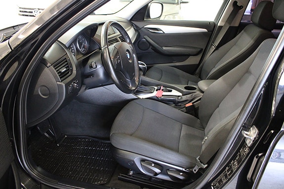 BMW X1 4 of 14