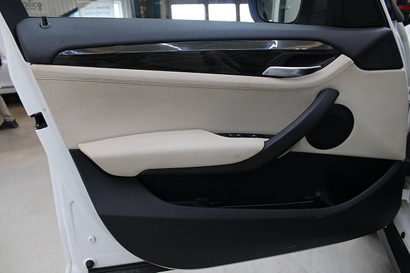 BMW X1 7 of 11