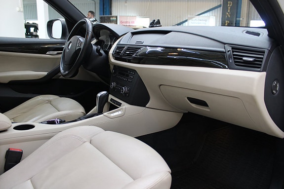 BMW X1 9 of 11