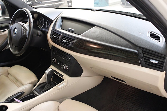 BMW X1 9 of 16