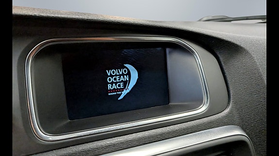 Volvo V40 7 of 17