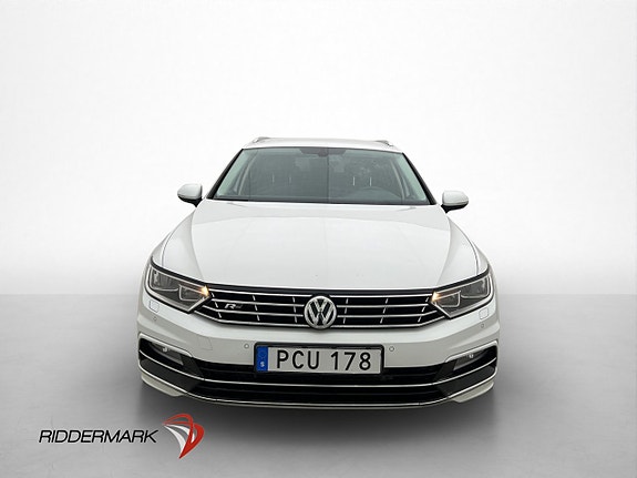 Volkswagen Passat 2 of 30