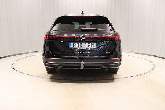 Volkswagen Passat 5 of 5