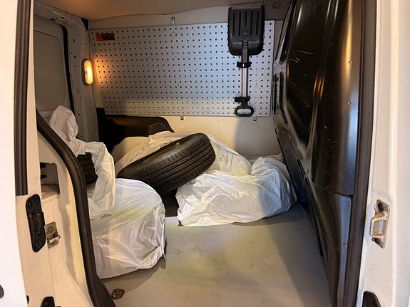 Renault Kangoo Express 15 of 19