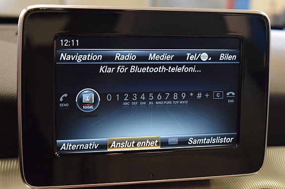 Mercedes-Benz CLA250 14 of 21