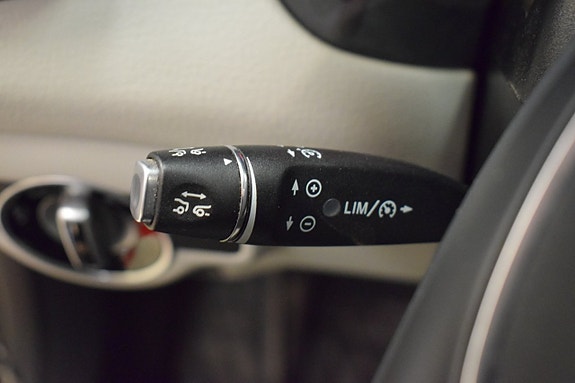 Mercedes-Benz CLA250 10 of 21