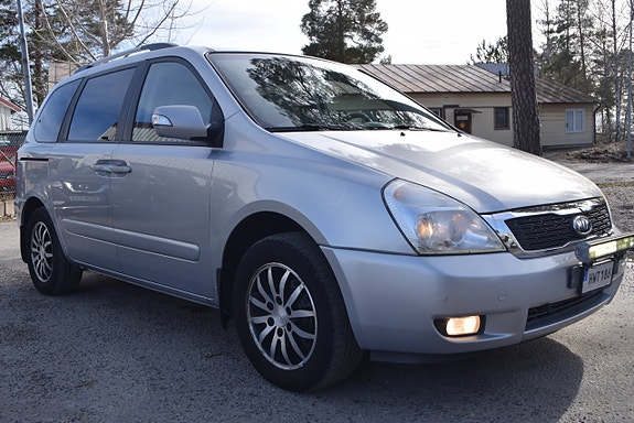 Kia Carnival 3 of 23