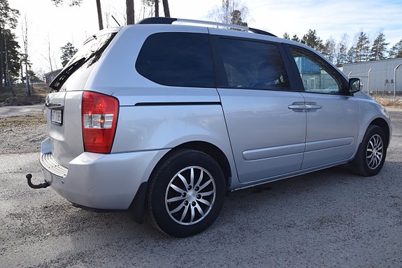 Kia Carnival 5 of 23