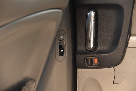 Kia Carnival 13 of 23