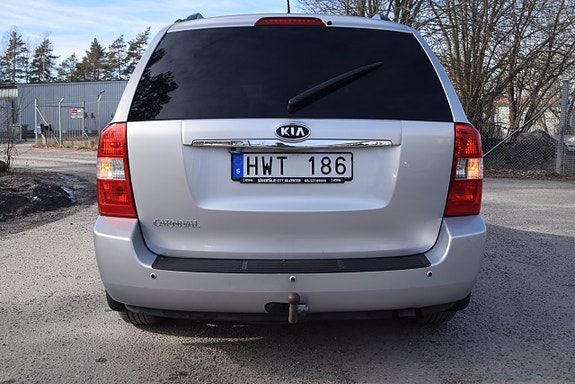 Kia Carnival 4 of 23