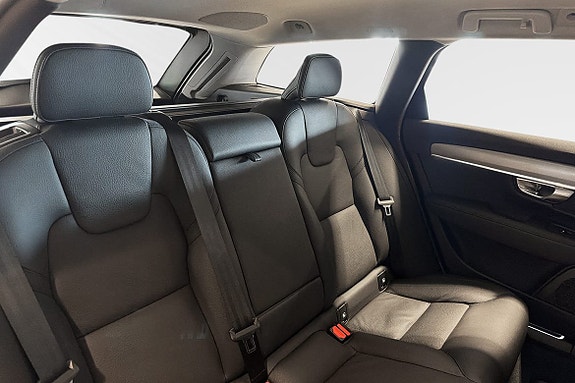 Volvo V90 11 of 21