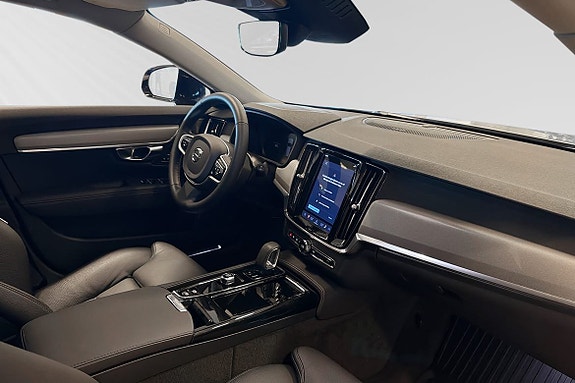 Volvo V90 10 of 21