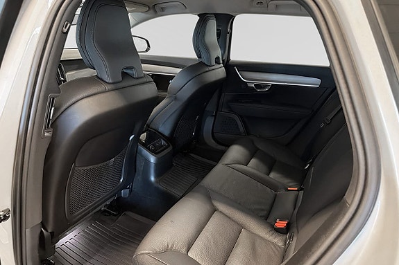 Volvo V90 8 of 21