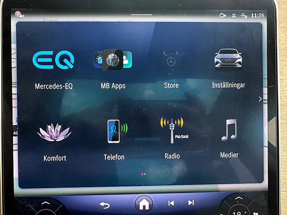 Mercedes-Benz EQS SUV 23 of 25