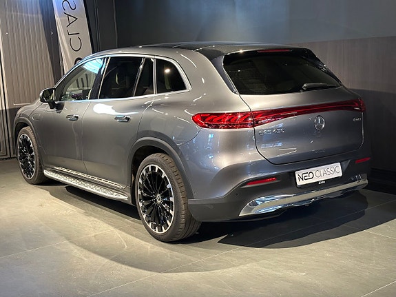 Mercedes-Benz EQS SUV 3 of 5