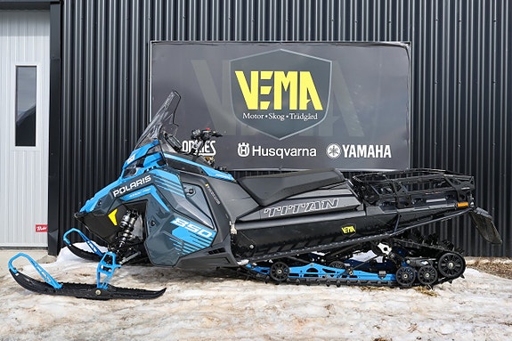 Polaris 850 TITAN NORDIC PRO 155" DEMO -26 8 of 10