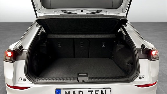Volkswagen T-Roc 5 of 5