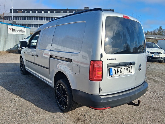 Volkswagen Caddy Maxi 3 of 5