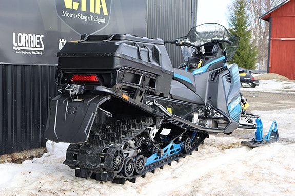 Polaris 650 VOYAGEUR NORDIC PRO 155" -26 DEMO 4 of 10