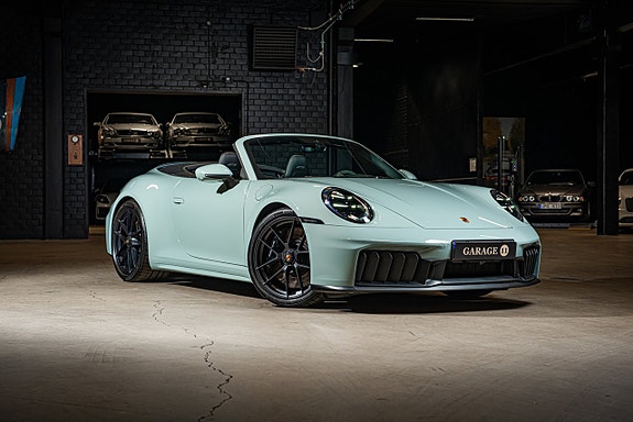 Porsche 911 10 of 30