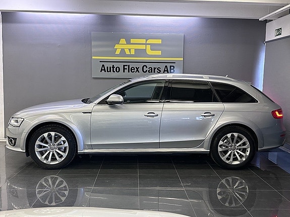 Audi A4 allroad 2 of 5
