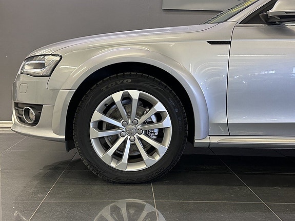 Audi A4 allroad 3 of 5