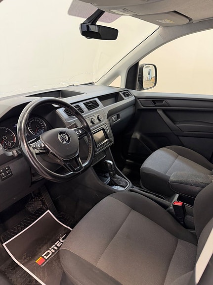 Volkswagen Caddy Maxi 7 of 12