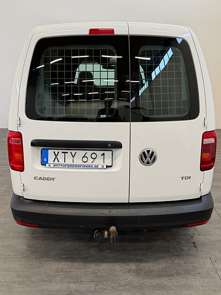 Volkswagen Caddy Maxi 5 of 5