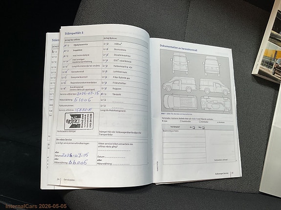 Volkswagen Caddy Maxi 23 of 27