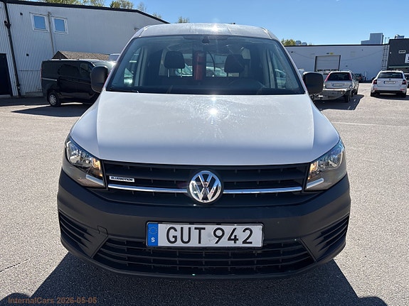 Volkswagen Caddy Maxi 2 of 5