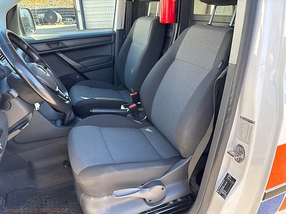 Volkswagen Caddy Maxi 17 of 27