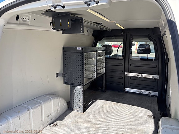 Volkswagen Caddy Maxi 10 of 27