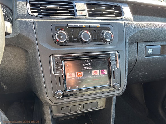 Volkswagen Caddy Maxi 13 of 27