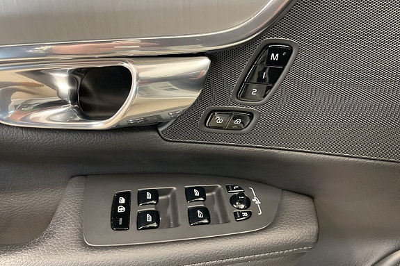 Volvo V90 17 of 17