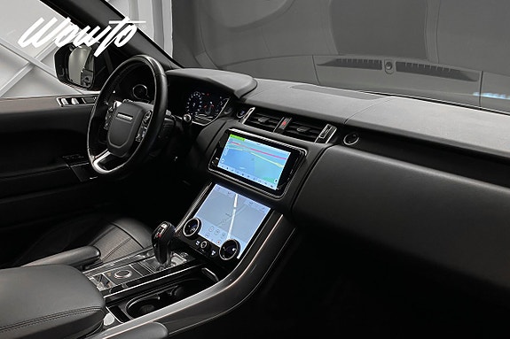Land Rover Range Rover Sport 14 of 23
