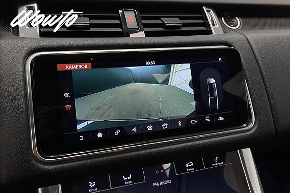 Land Rover Range Rover Sport 17 of 23