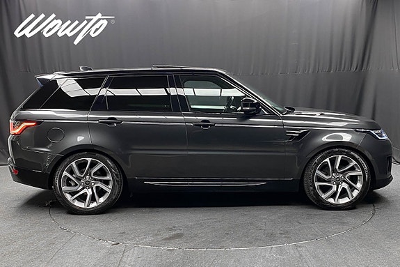 Land Rover Range Rover Sport 3 of 5