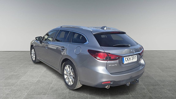Mazda 6 3 of 5