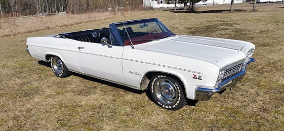 Chevrolet Impala 3 of 5