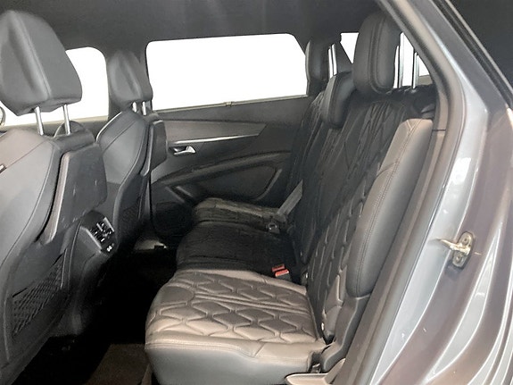 Peugeot 5008 14 of 19