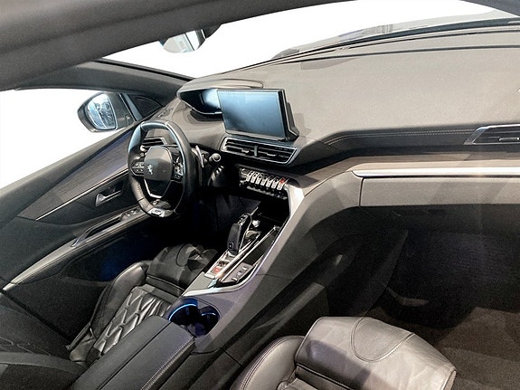 Peugeot 5008 13 of 19