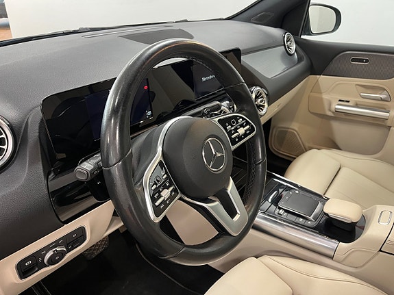 Mercedes-Benz B180 12 of 23