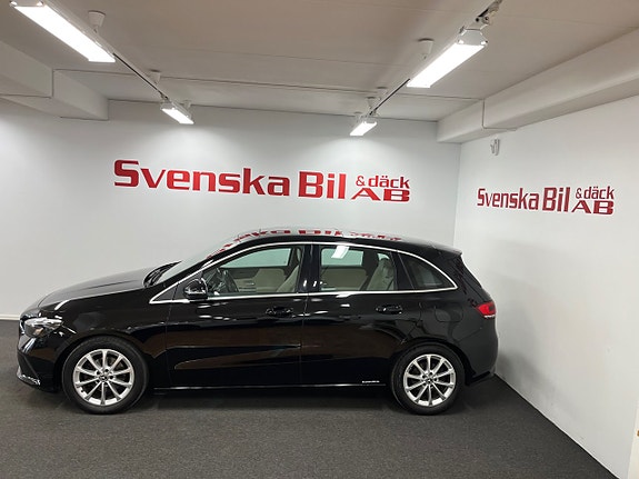 Mercedes-Benz B180 5 of 5