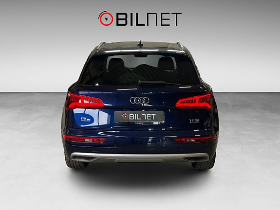 Audi Q5 6 of 25