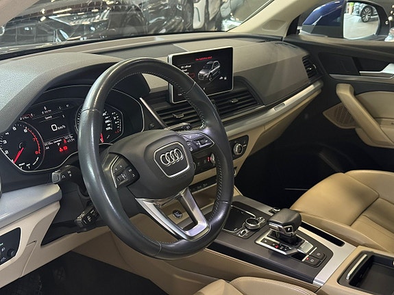 Audi Q5 10 of 25