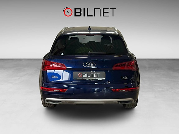 Audi Q5 4 of 5