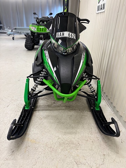 Arctic Cat M800 153" 3 of 5