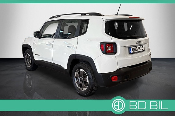 Jeep Renegade 2 of 26